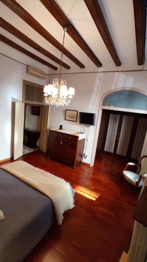 Casa Mo Lägenhet Sabadell Exteriör bild